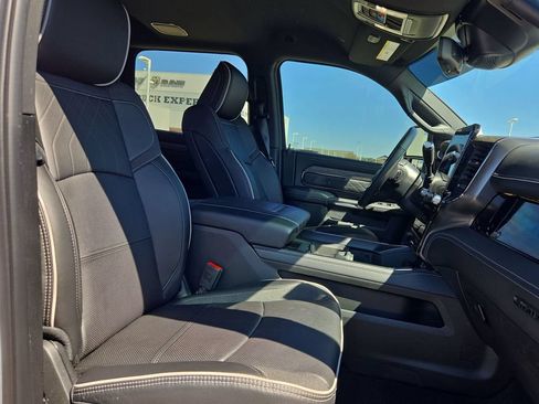 New 2025 RAM 2500 Limited AWD/4WD image 28