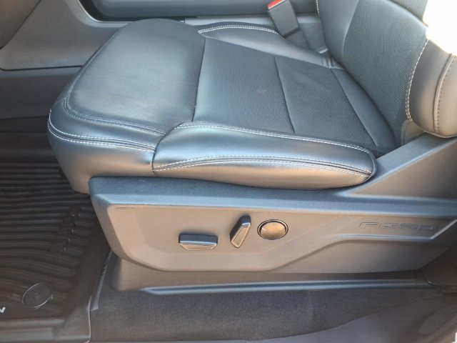 Used 2025 Ford Expedition Max Platinum w/ Stealth Performance Package AWD/4WD image 16