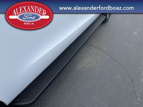 Used 2024 Ford Expedition Limited image 8