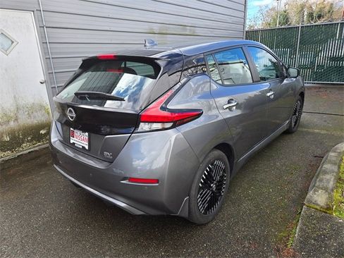 Used 2024 Nissan Leaf SV Plus image 4