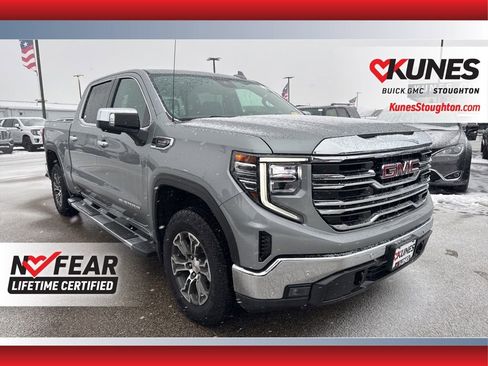 Used 2025 GMC Sierra 1500 SLT image 4