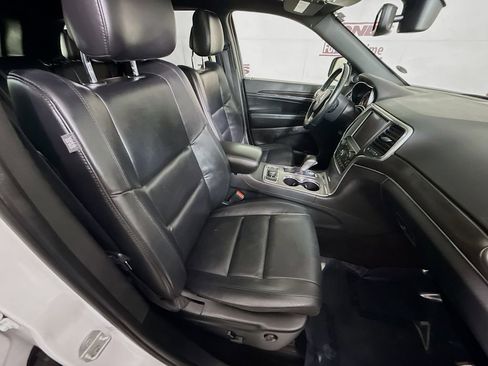 Used 2018 Jeep Grand Cherokee Limited AWD/4WD image 33