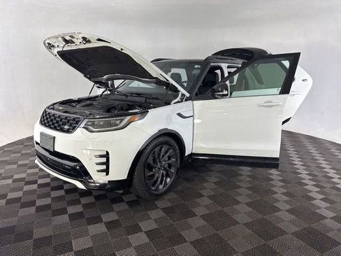 Used 2023 Land Rover Discovery S R-Dynamic AWD/4WD image 10