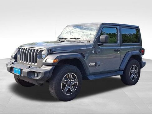 Used 2020 Jeep Wrangler Sport AWD/4WD image 3