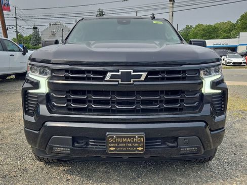 Used 2023 Chevrolet Silverado 1500 RST AWD/4WD image 2