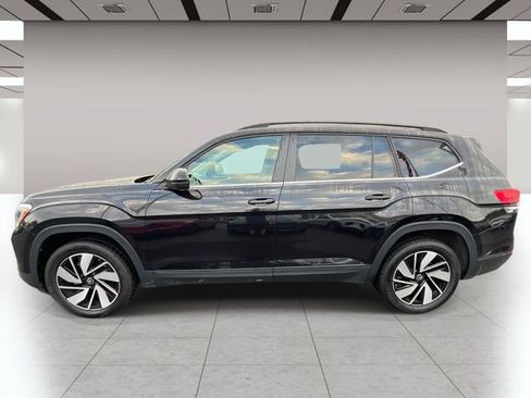 Used 2025 Volkswagen Atlas SE AWD/4WD image 7