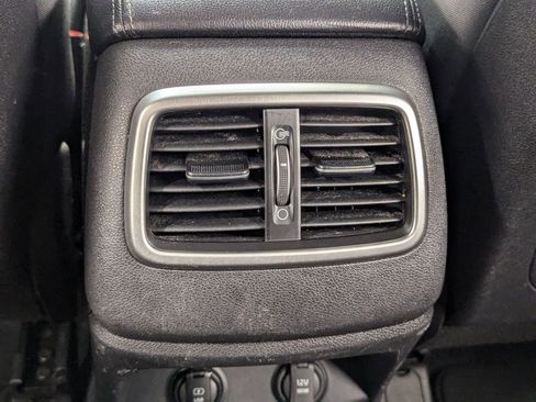 Used 2017 Kia Sorento LX image 20