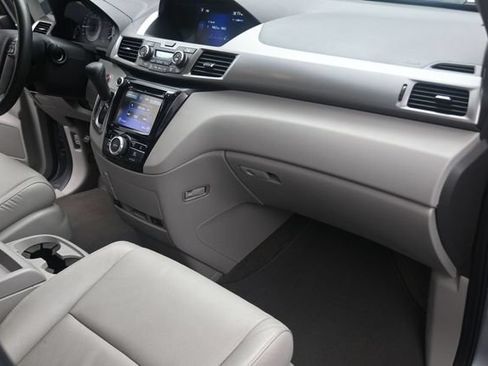 Used 2016 Honda Odyssey EX-L image 24