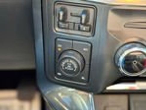 Used 2022 Ford F150 Lariat w/ Equipment Group 502A High image 34