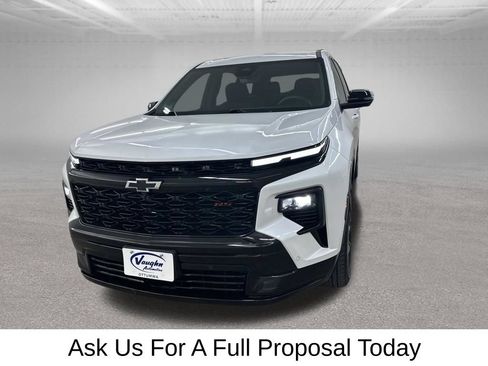 Used 2025 Chevrolet Traverse RS w/ LPO, Floor Liner Package FWD image 6