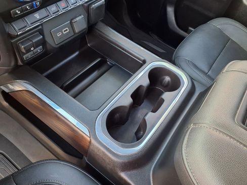 Used 2021 GMC Sierra 2500 SLT w/ SLT Convenience Package image 13