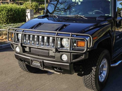 Used 2005 HUMMER H2 w/ Preferred Equipment Group image 10