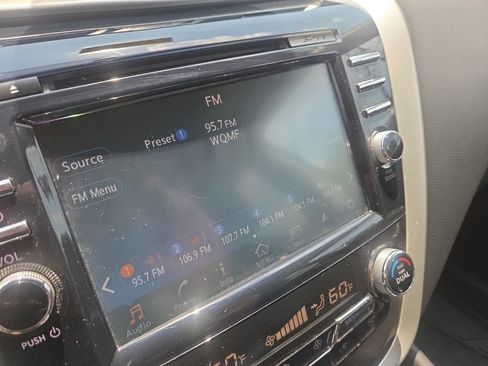 Used 2017 Nissan Murano SV w/ Premium Package AWD/4WD image 34