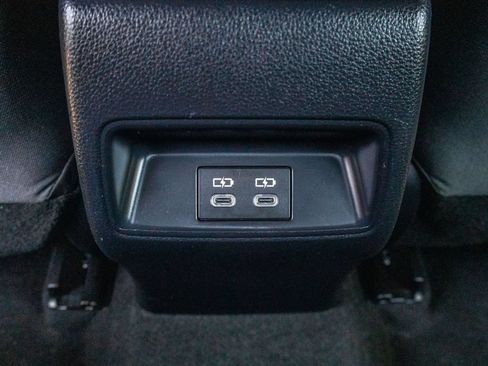 Used 2024 Toyota Corolla SE FWD image 20