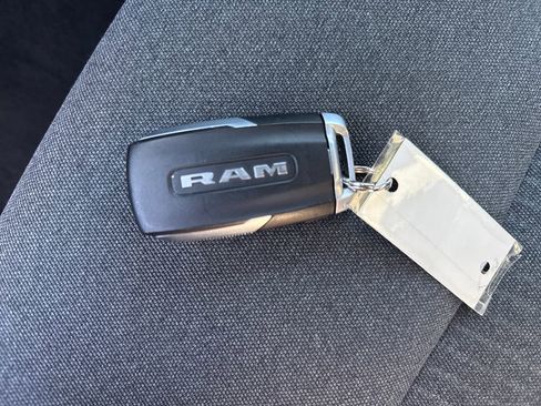 Used 2021 RAM 1500 Big Horn image 29