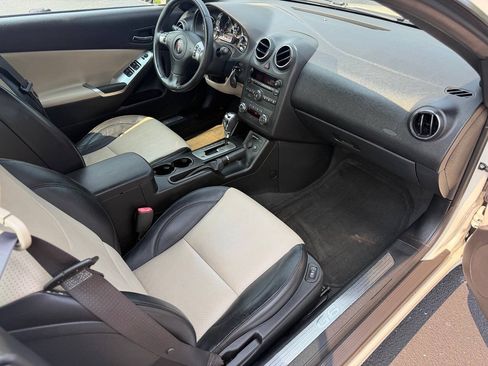 Used 2009 Pontiac G6 GT w/ Sport Package 1 FWD image 22
