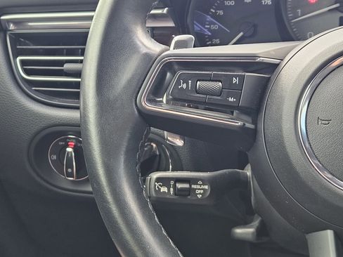 Certified 2024 Porsche Macan S image 26