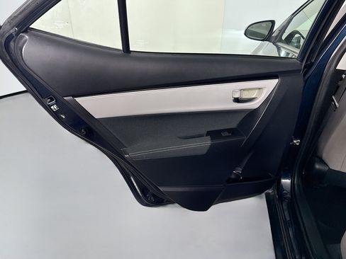 Used 2017 Toyota Corolla LE image 25