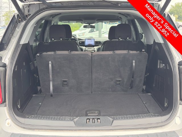 Used 2020 Ford Explorer XLT w/ Comfort Package AWD/4WD image 8