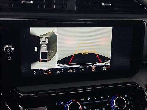 Used 2025 GMC Sierra 1500 AT4 image 21