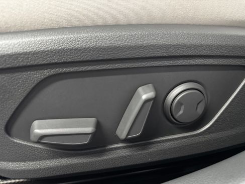 Used 2025 Hyundai Sonata SEL FWD image 23