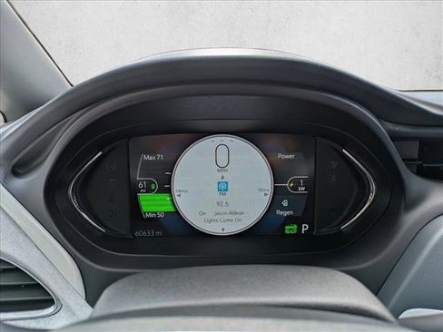 Used 2018 Chevrolet Bolt Premier w/ Driver Confidence II Package image 10