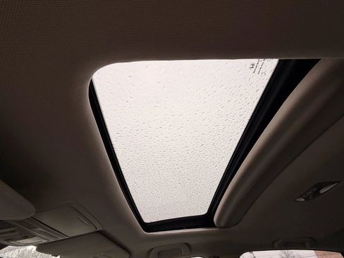 Used 2016 Honda CR-V Touring image 33