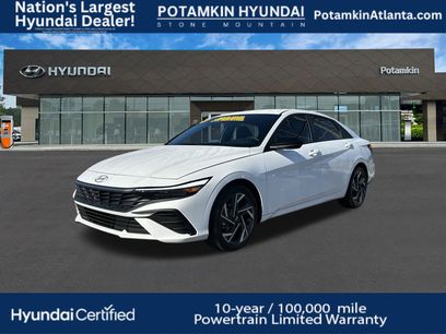 Used 2025 Hyundai Elantra Sport w/ Cargo Package