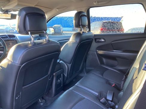 Used 2016 Dodge Journey Crossroad w/ Popular Equipment Group image 13