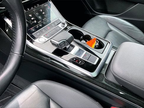 Used 2020 Audi Q7 3.0T Premium Plus image 16