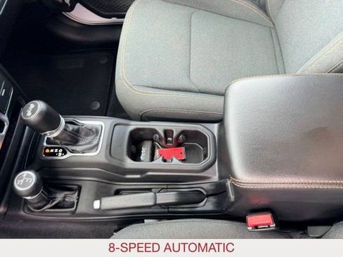Certified 2025 Jeep Wrangler Unlimited Sahara AWD/4WD image 15