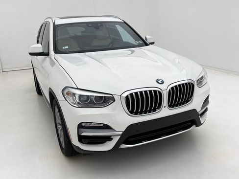 Used 2019 BMW X3 xDrive30i w/ Premium Package AWD/4WD image 3