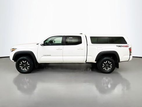 Used 2022 Toyota Tacoma TRD Off-Road image 4