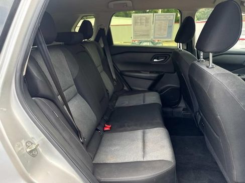 Used 2024 Nissan Rogue SV FWD image 13