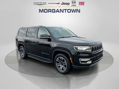 Used 2022 Jeep Wagoneer Series III w/ Rear Seat Video Group 1 image 3