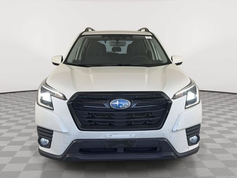 Certified 2023 Subaru Forester Premium AWD/4WD image 2
