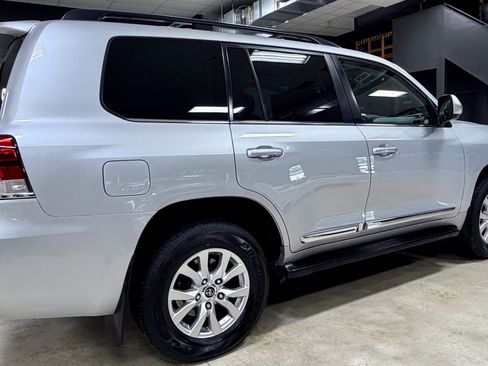 Used 2016 Toyota Land Cruiser AWD/4WD image 8