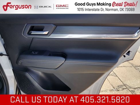 New 2027 GMC Terrain Elevation FWD image 38