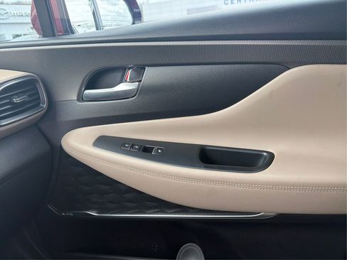 Used 2020 Hyundai Santa Fe Limited image 22