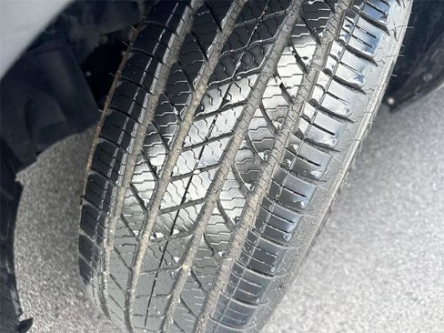 Certified 2019 Honda CR-V LX image 33
