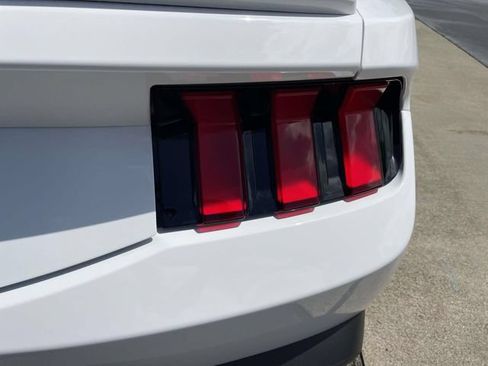 Used 2025 Ford Mustang Premium RWD image 30