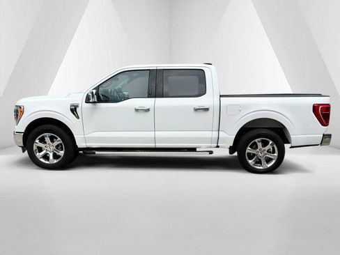 Used 2022 Ford F150 XLT w/ Equipment Group 302A High AWD/4WD image 4