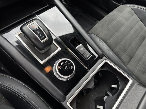 Used 2023 Mitsubishi Outlander SE FWD image 28