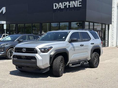 Used 2025 Toyota 4Runner SR5 RWD image 32