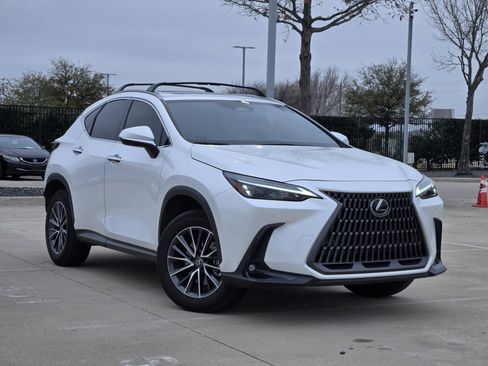 Used 2024 Lexus NX 250 FWD w/ Towing Package (2000 Lbs) image 1
