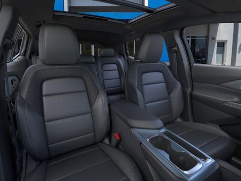 New 2026 Chevrolet Equinox EV LT image 16