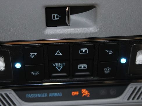 Used 2023 Ford F150 Lariat w/ Equipment Group 502A High AWD/4WD image 59