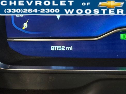 Used 2023 Chevrolet Suburban LT w/ LT Signature Package image 19