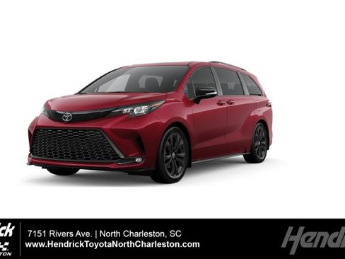 New 2026 Toyota Sienna XSE FWD image 1