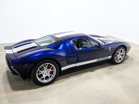 Used 2006 Ford GT RWD image 61